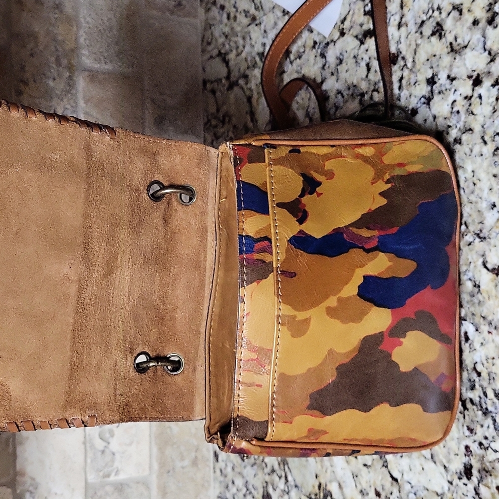 Patricia Nash Crossbody - Picture 8 of 9